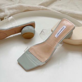 Sandal quai trong gót tròn (2 màu)