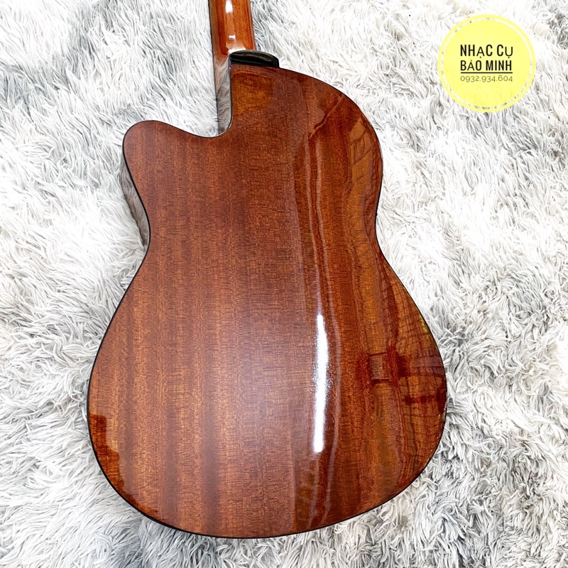 Đàn guitar classic IBanez GA5TCE có gắn sẵn EQ thùng mỏng. Kèm phụ kiện. BH 12 tháng