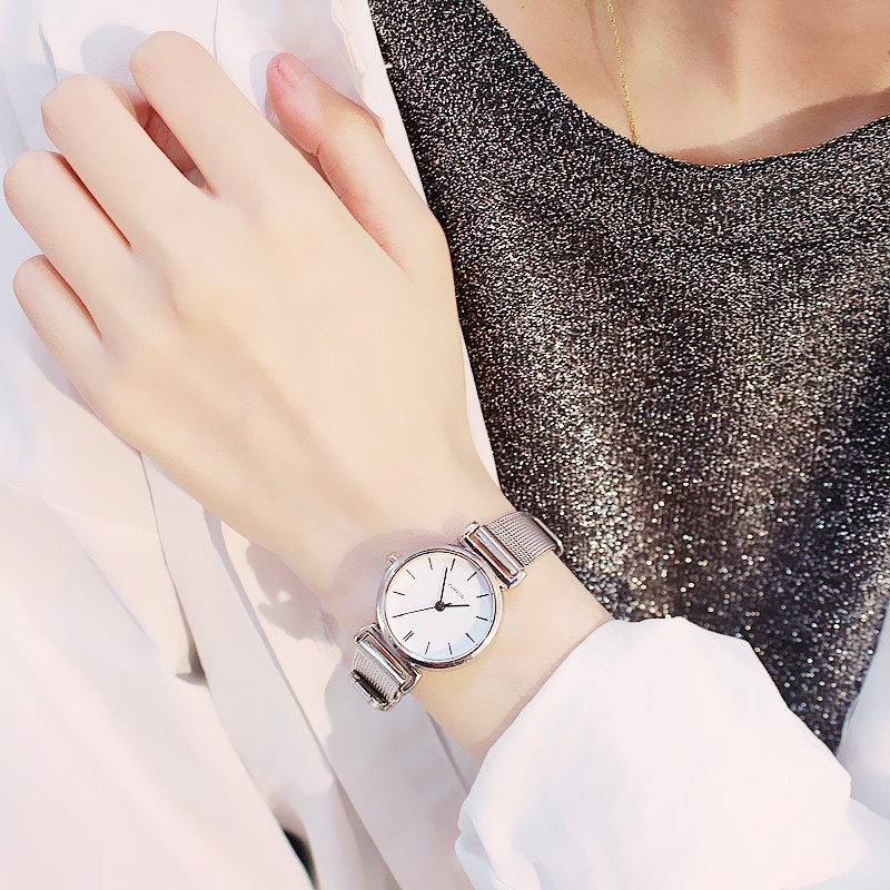 Đồng hồ đeo tay thời trang nữ cao cấp Q.uartz dây kim loại siêu Hot DH12 | BigBuy360 - bigbuy360.vn