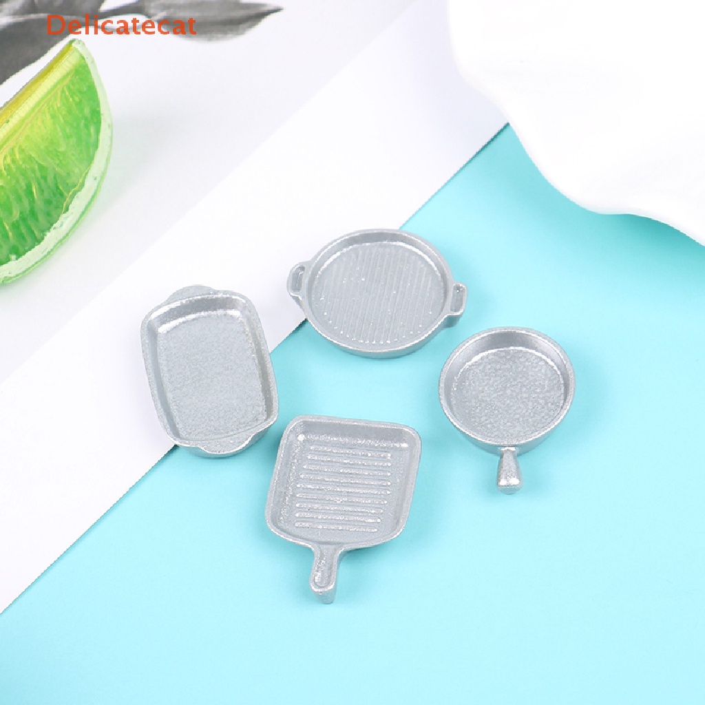 Bộ 4 Chảo Đồ Chơi Đồ Dùng Nhà Búp Bê Tỉ Lệ 1: 12