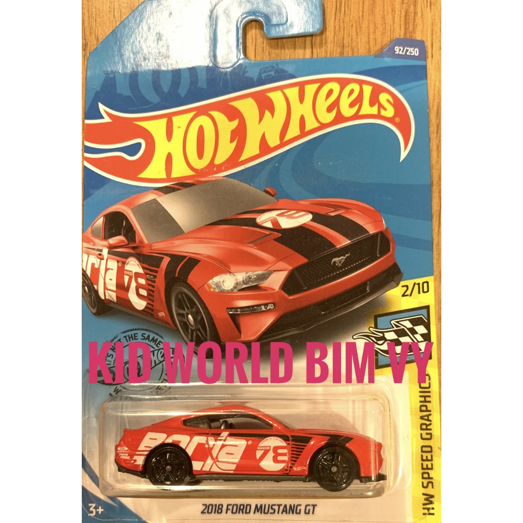 Xe mô hình Hot Wheels basic 2018 Ford Mustang GT GHC84.