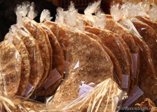 Bánh đa lạc dừa