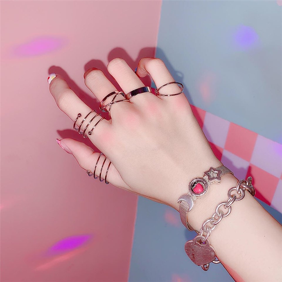 Set nhẫn nhiều chiếc siêu xinh dành cho cả nam và nữ