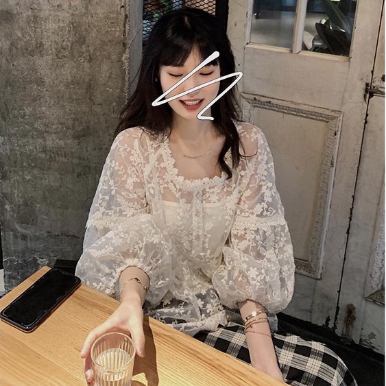 Áo Sơ Mi Trắng Cổ Vuông Kèm Áo Hai Dây Nhỏ Thời Trang Mùa Hè Cho Nữ