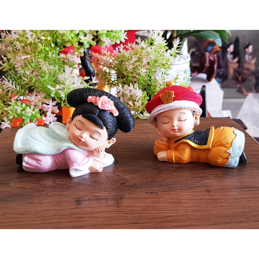 Bộ 02 tượng chibi Vua - Hậu nằm ngủ