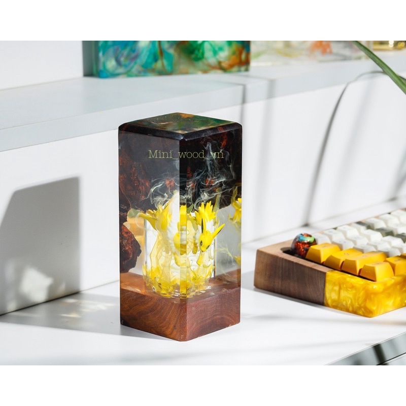 Đèn gỗ resin Pokemon Jolteon.Lamp resin Pokemon Jolteon