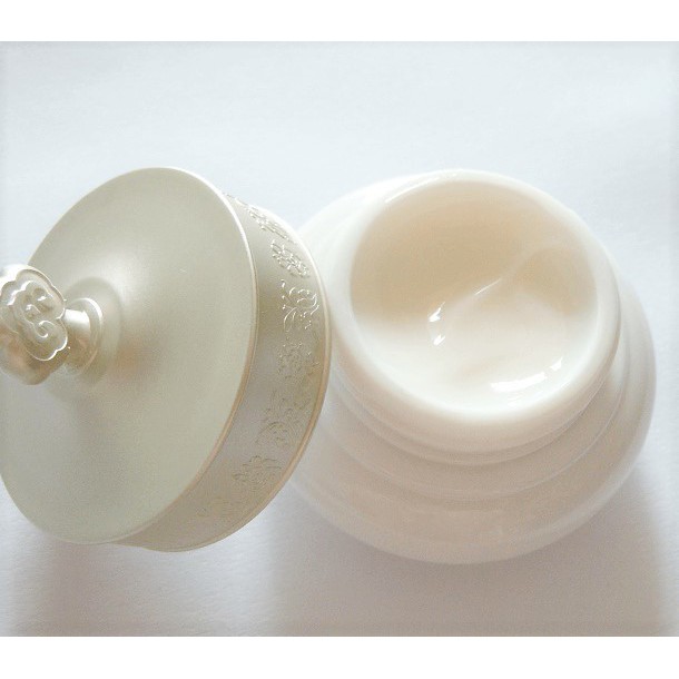 Kem dưỡng trắng Whoo Gongjinhyang Seol Radiant White Moisture Cream (10ml)