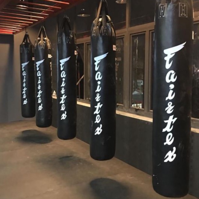 Vỏ bao cát Fairtex 1m8 da tổng hợp cao cấp siêu bền, boxing, kickboxing, muay thái, võ cổ truyền, mma binhansport