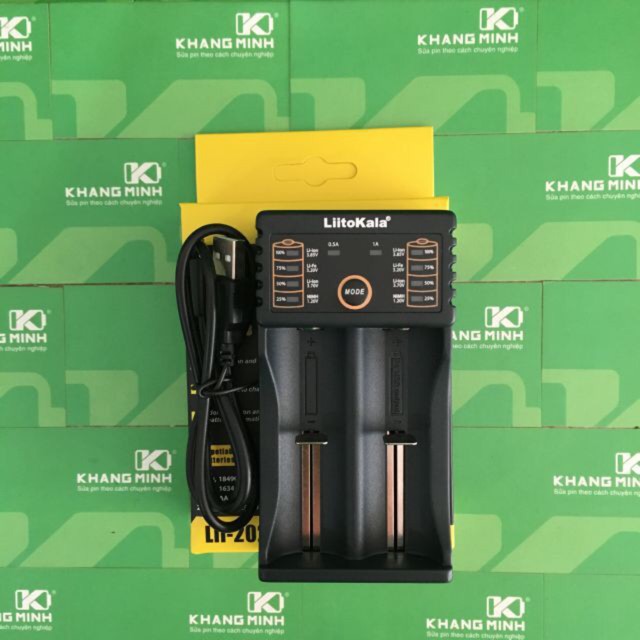 Sạc LiitoKala Lii202, sạc 2 khay pin 18650 26650 16340 14500.