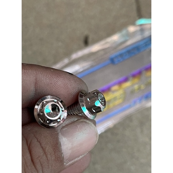 Bảng Tên Vario 2018/2020 Titan