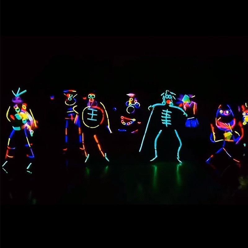 Có sẵn Combo 20 que - 50 que - 100 que phát sáng dạ quang nhiều màu kèm đầu nối tạo vòng tay vui trung thu Noel lễ tết