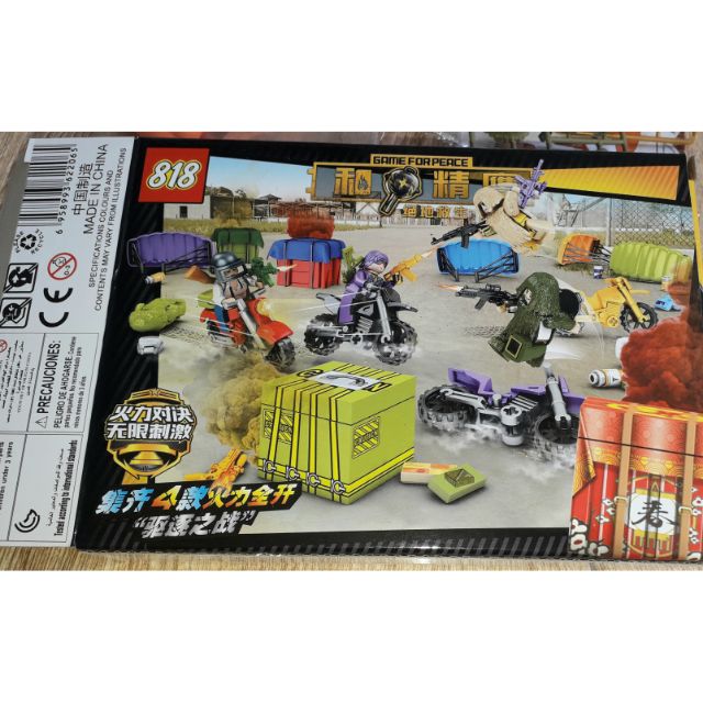Lắp ráp 1 hộp LegoPubg 82206 có nhiều chi tiết bằng nhựa ABS