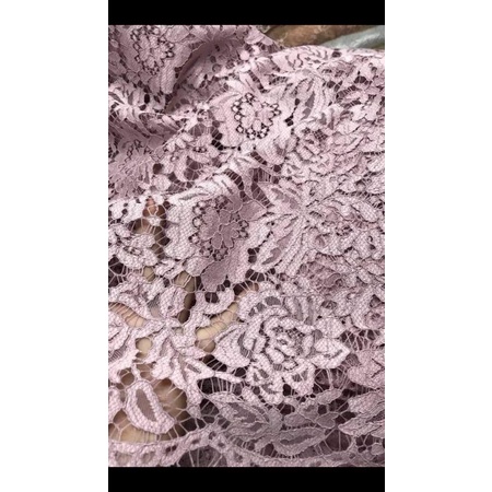 Vải ren cao cấp mềm 1 khoang  có gâu 2 bên đầu hàng loại 1