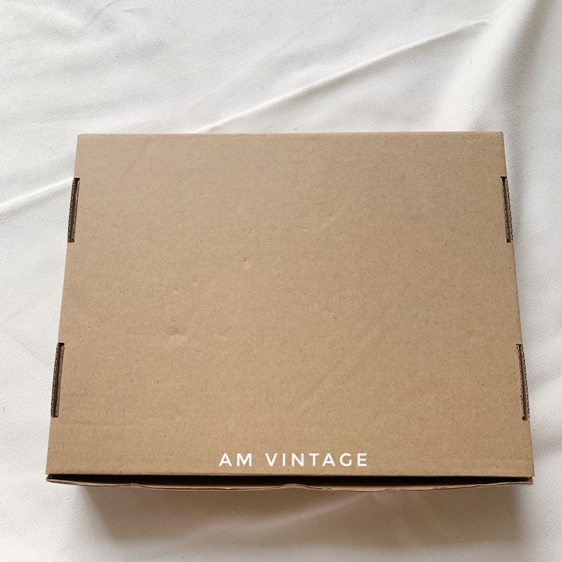 Hộp Quà Tặng Đựng Quần Áo Gift Box Giấy Kraft Vintage (26x20x5cm) | BigBuy360 - bigbuy360.vn