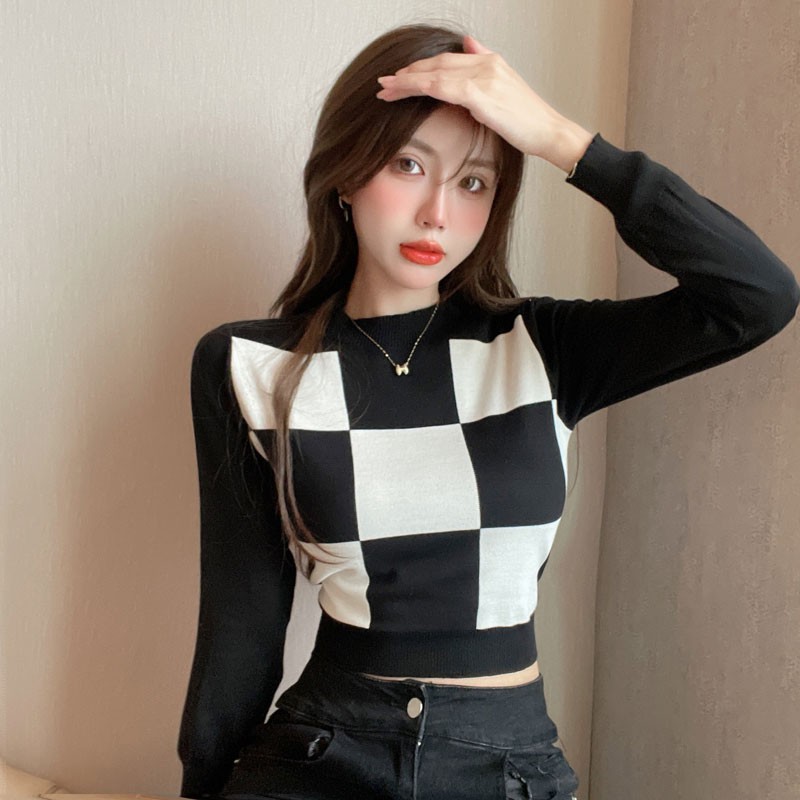 QADCOL Áo Dệt Kim Tay Dài Form Rộng Họa Tiết Sọc Caro Trắng Đen Thời Trang Cá Tính