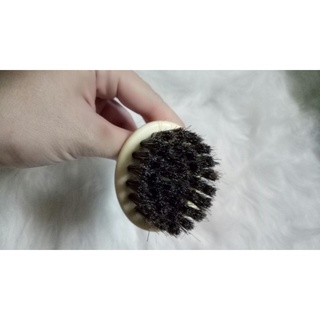 Cọ phủi tóc xỏ ngón barber