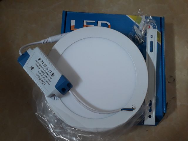 5 bộ Đèn led ốp nổi 12w vuông trắng