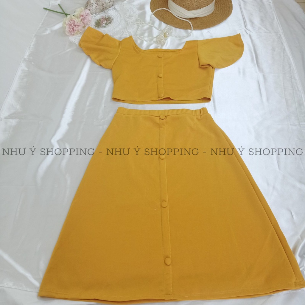 Set váy vàng áo drop top tay bèo chân váy đính nút chất umi mềm-setvang