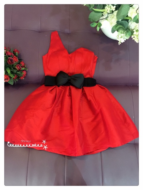 Đầm 1 vai quyến rũ