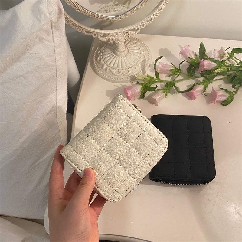 Ví Ngắn Mini Thêu Họa Tiết Xinh Xắn Có Khóa Kéo Tiện Lợi Dành Cho Nữ