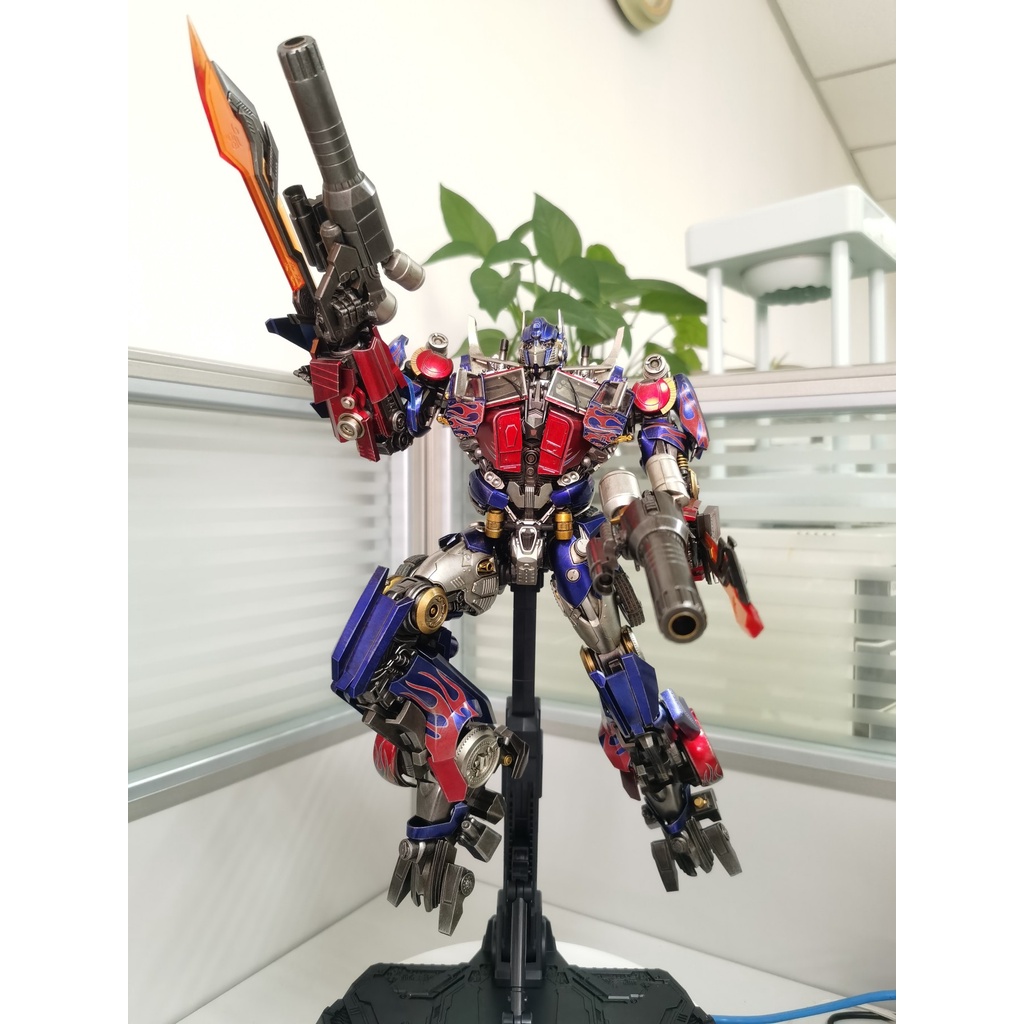 Mô hình cao cấp Threezero Transformers: Revenge of the Fallen ROTF – DLX Optimus Prime