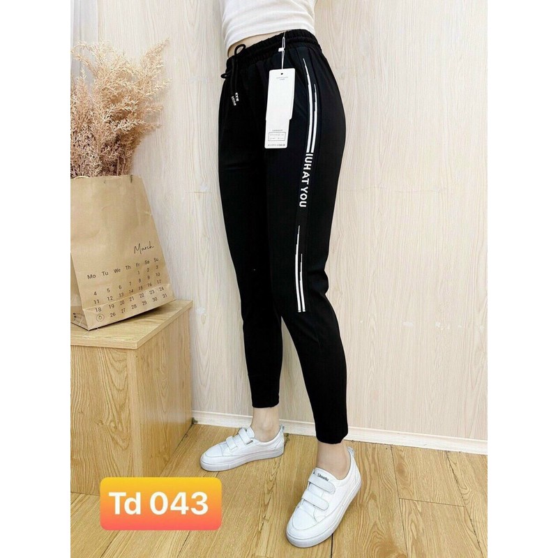 quần legging duy nhất màu đen !!