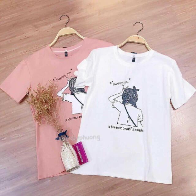 Áo phông nữ tay lửng dáng rộng