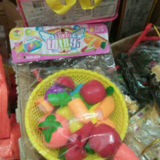 Bộ  đồ chơi  cho bé