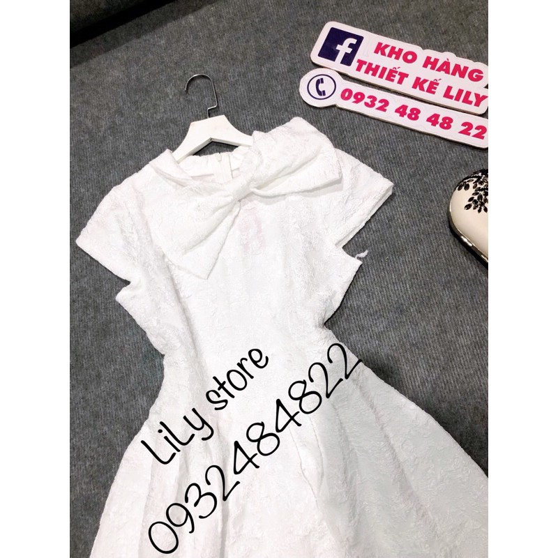 ẢNH VÀ VIDEO THẬT 10000% ĐẦM XOÈ GẤM NƠ CỔ