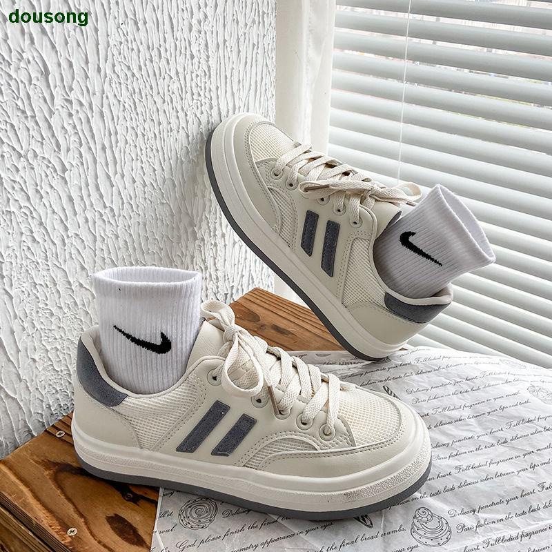 Giày Thể Thao Vải canvas Màu Trắng Dễ Phối Đồ Thời Trang Xuân Thu Phong Cách Mới 2021 Cho Bạn Gái