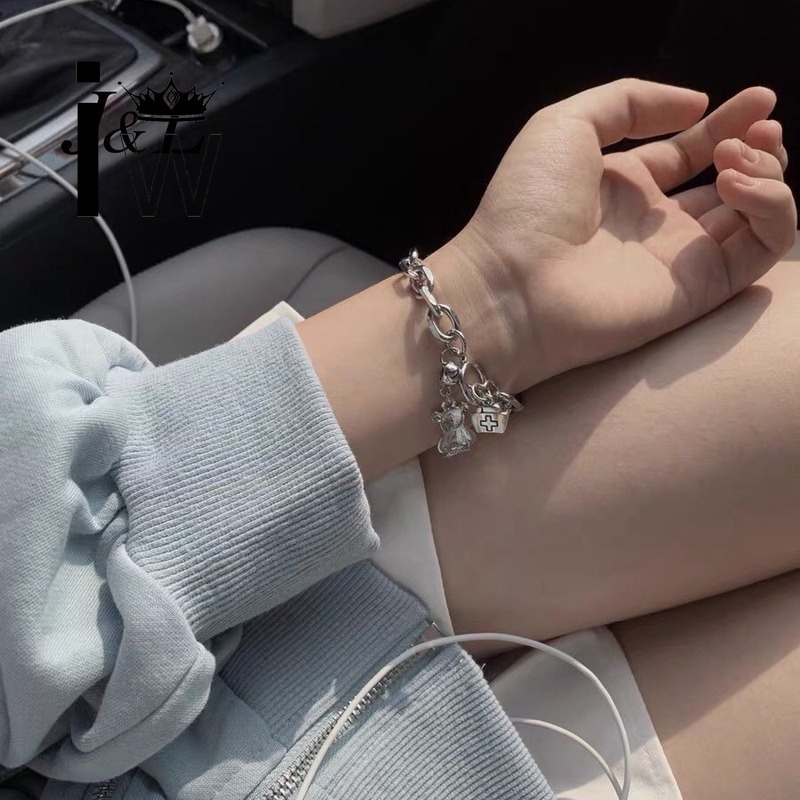 Vòng tay hợp kim hình gấu và thánh giá màu bạc thời trang sành điệu dành cho nữ