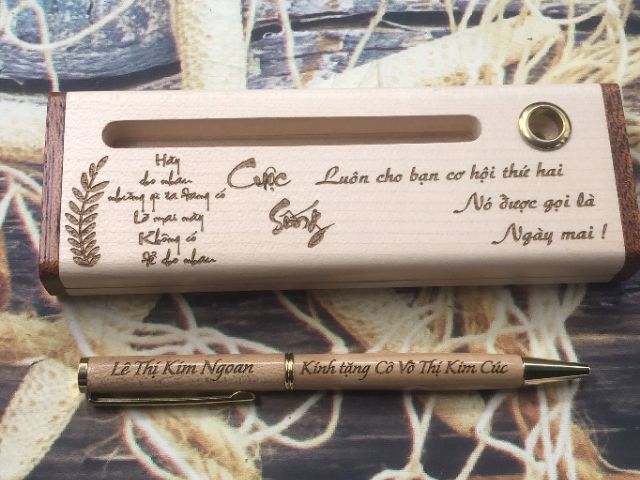 Quà tặng hộp bút gỗ kỷ niệm - Bút gỗ khắc tên lưu niệm - quà tặng thầy cô - quà tặng văn phòng