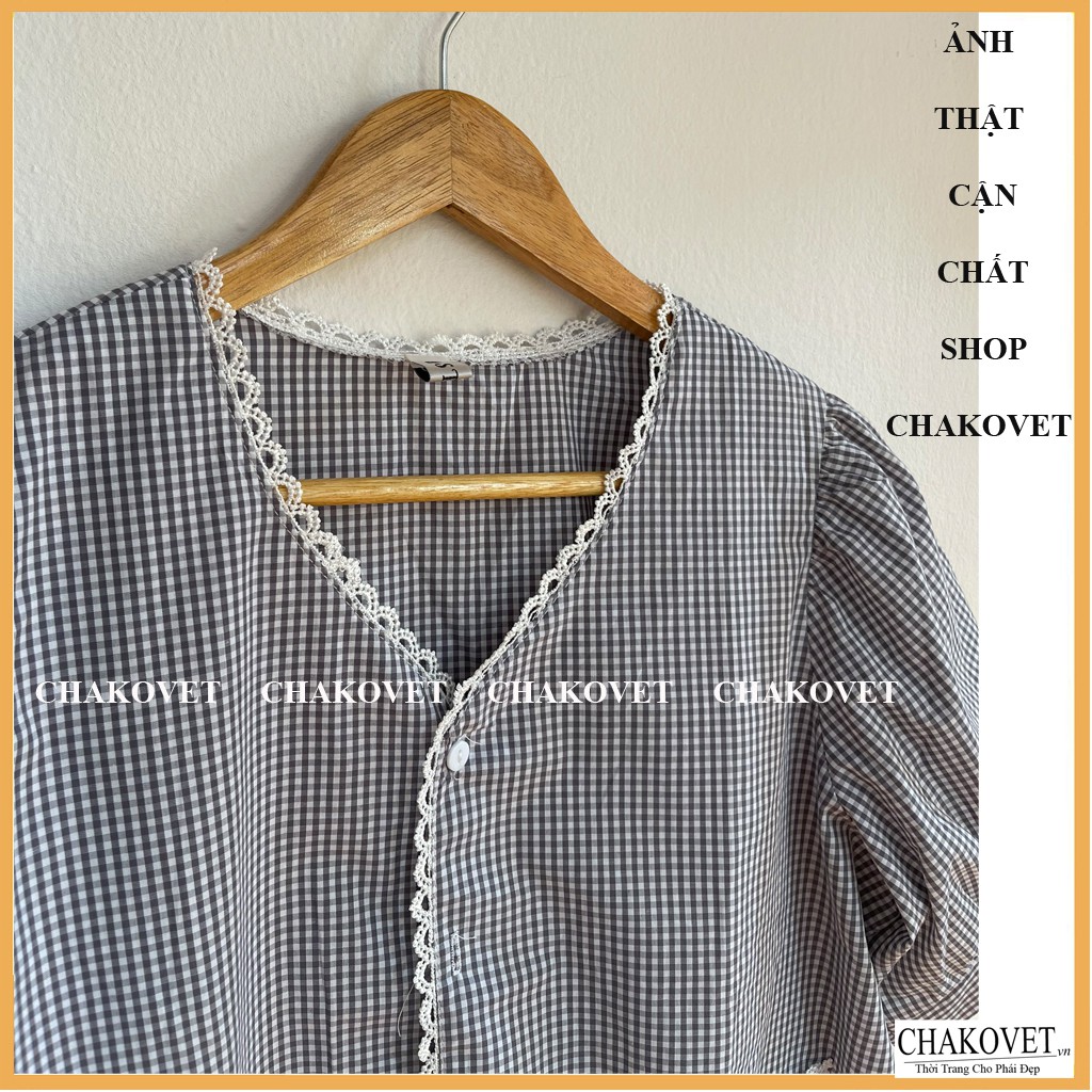 Áo sơ mi nữ ngắn tay đẹp kiểu kẻ CKA867, áo kiểu nữ cổ V viền ren 2 túi phong cách mới kiểu dáng hàn quốc Retro freesize | BigBuy360 - bigbuy360.vn