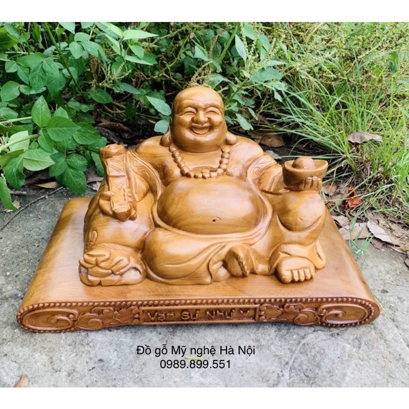 Tượng Phật di lặc vạn sự như ý gỗ bách 40cm