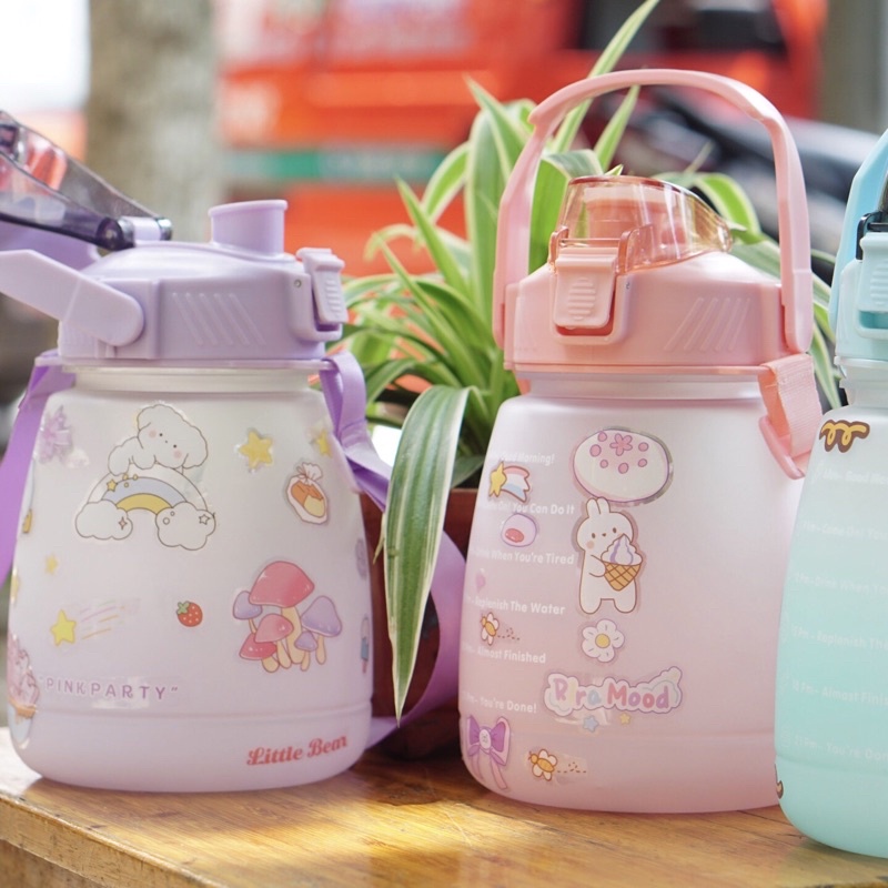 Bình Nước 1.3L Tiện Lợi Có Vạch Chia Tặng Kèm Stick #274