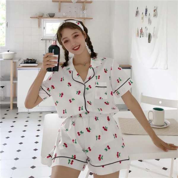 Bộ quần áo mặc nhà nữ