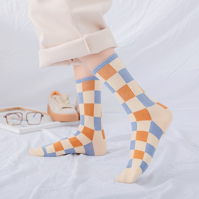 Tất cotton họa tiết xinh xắn hợp thời trang