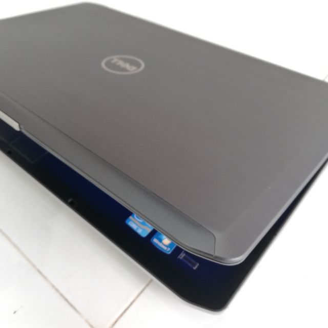 Latop dell Latitude 5520 CPU I5-2520 Ram 4GB HDD 320