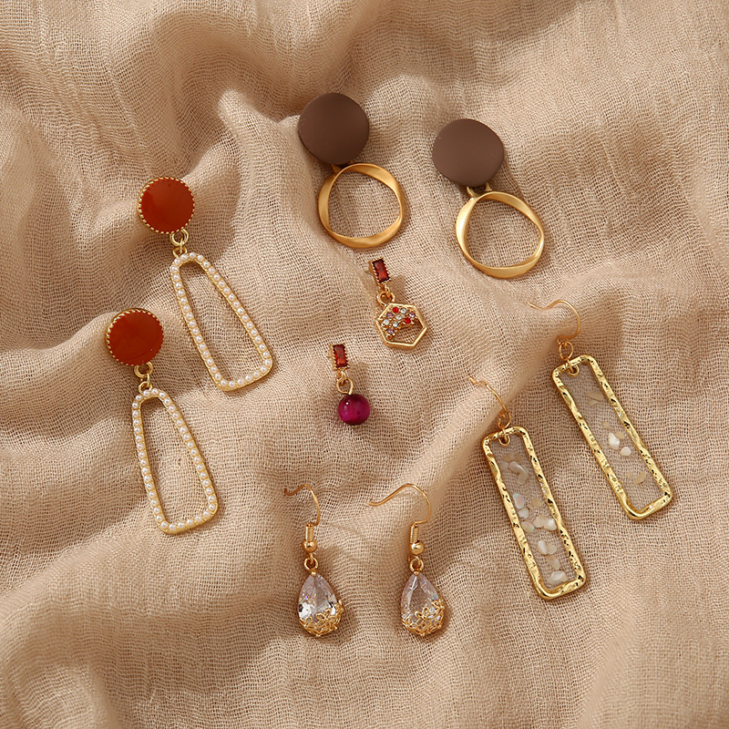 Thenewsouthoreantemperamentegantearrings