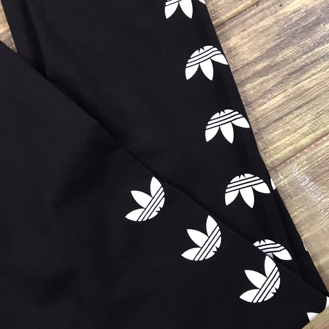 Quần Adidas logo mẫu mới