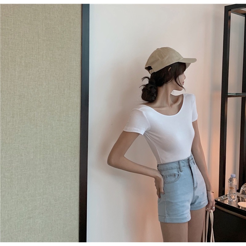 Áo hở vai cropptop tay ngắn xinh