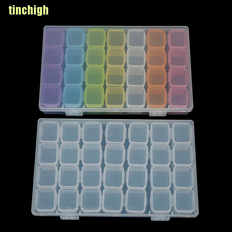 Hộp Nhựa Trong Suốt 28 Ngăn Đựng Đá Trang Trí
