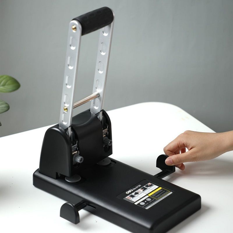 Máy đục lỗ Deli 0130 I Đục 2 lỗ 100 tờ / lần