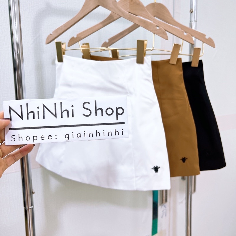 Xả hàng - Chân váy Kaki thêu ong dáng A, Chân váy cạp cao có lót quần CV99 - NhiNhi Shop
