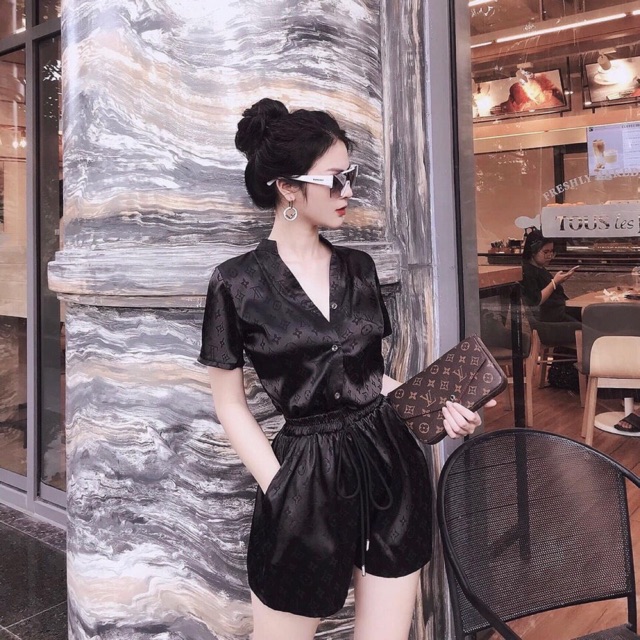 Đồ Bộ Pizama Đùi Lụa Gấm Cổ Tàu Ép Mới