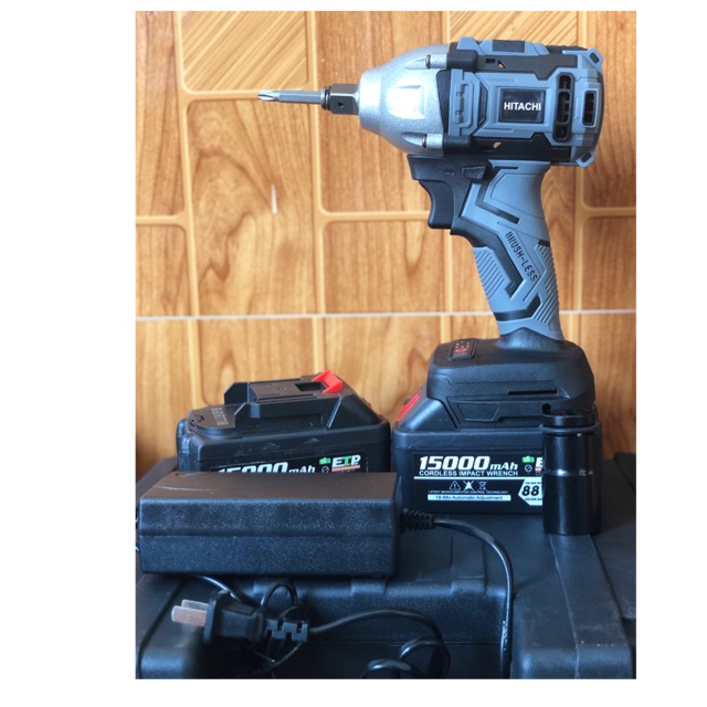 Khoan siết bulong HITACHI k chổi than