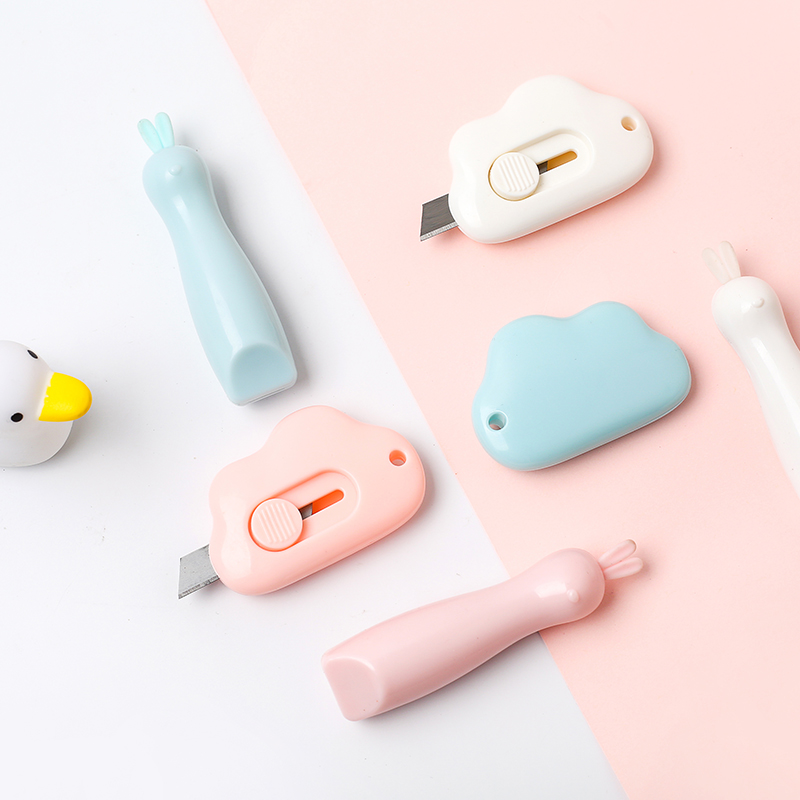 Dao rọc giấy thiết kế nhỏ gọn tiện lợi