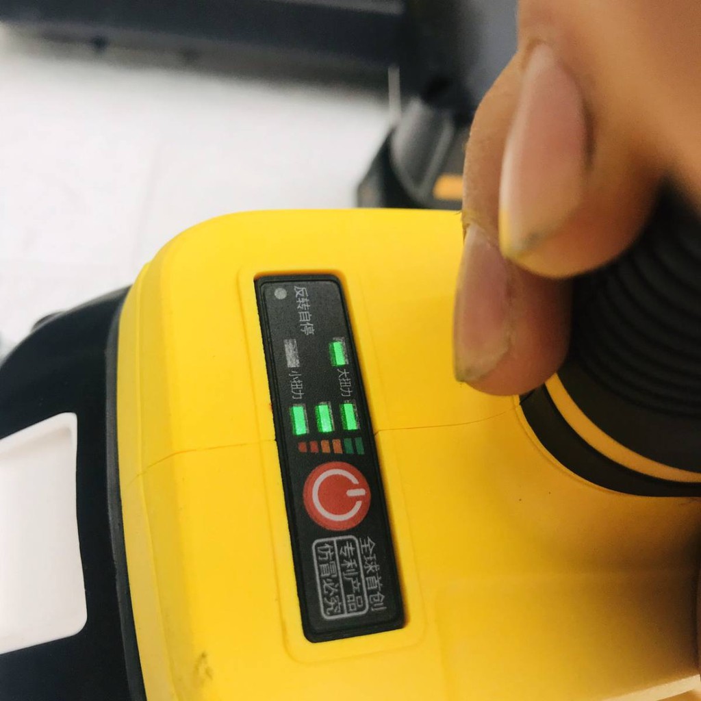 Máy Siết bulong, bắt vit DEWALT 118V Không Chổi Than Pin 10Cell