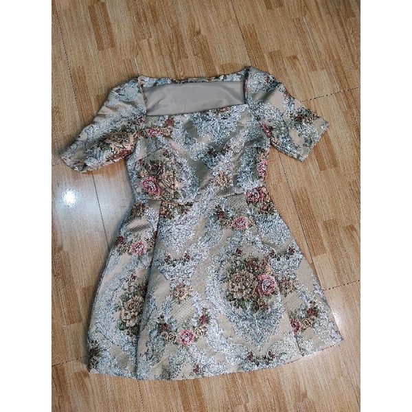 Đầm xoè size S M nhỏ
