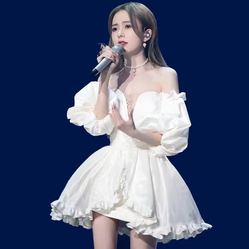 Đầm Ngắn Tay Phồng Cổ Chữ V Màu Trắng Phong Cách Retro Thời Trang Xuân Hè ∋ 2022